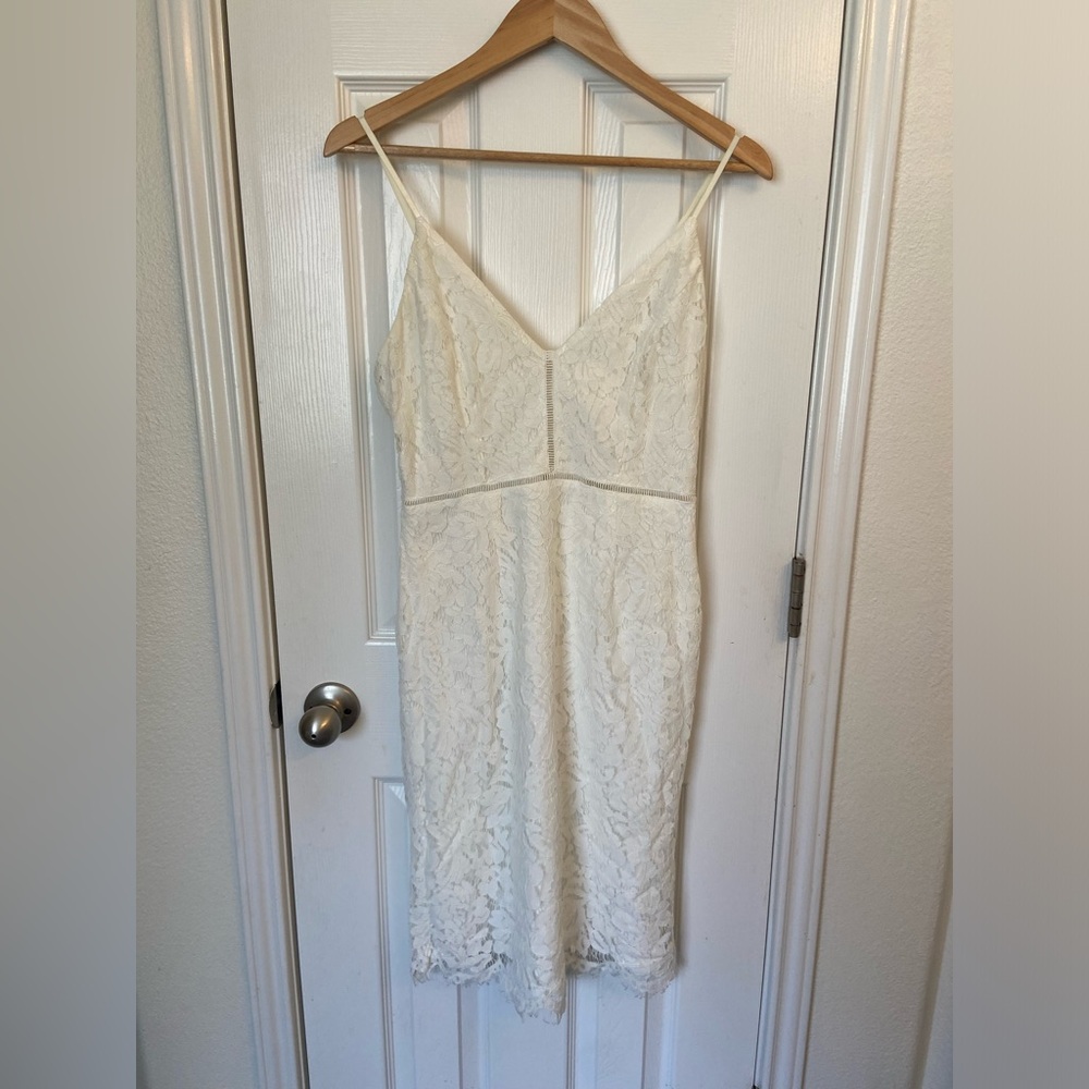 ASTR the label lace detailed dress.